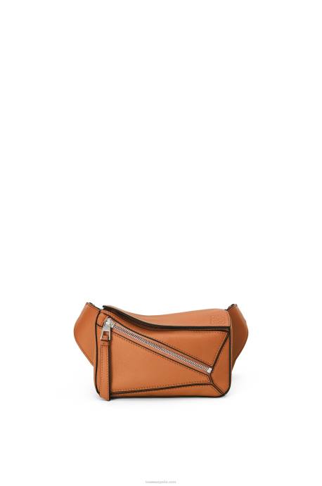 Loewe hombres Riñonera mini puzzle de piel de becerro clásica LP64278 broncearse