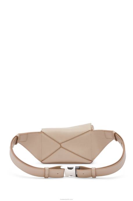 Loewe hombres Riñonera mini puzzle de piel de becerro clásica LP64548 arena