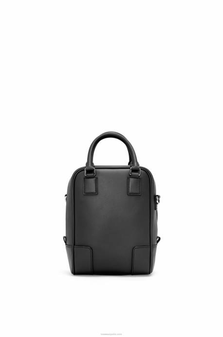 Loewe hombres amazona 15 de piel de becerro napa LP64142 negro