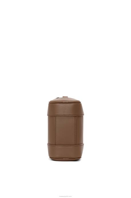 Loewe hombres amazona 15 de piel de becerro napa LP64191 marrón invierno