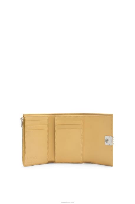 Loewe mujer Cartera vertical pequeña Anagram de piel de becerro granulada LP641264 mantequilla oscura