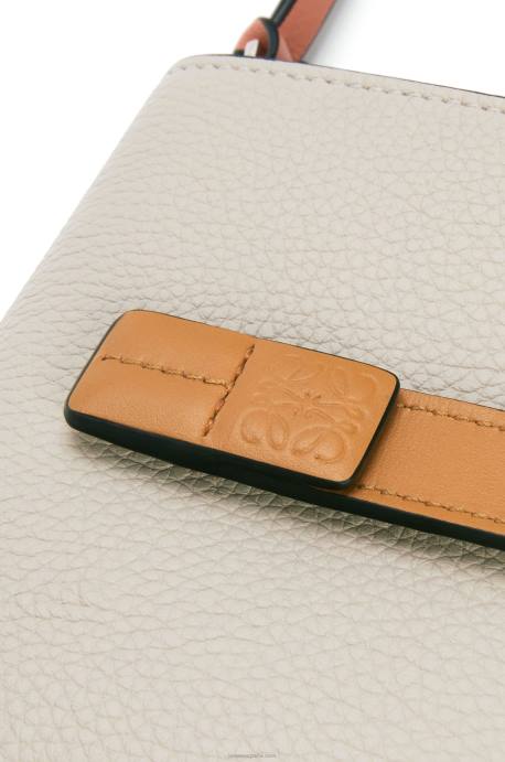 Loewe mujer cartera compacta con cremallera de suave piel de becerro granulada LP641222 avena ligera/miel