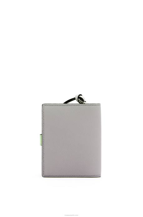 Loewe mujer cartera compacta con cremallera de suave piel de becerro granulada LP641253 gris perla/verde pálido claro