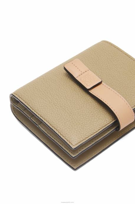 Loewe mujer cartera compacta con cremallera de suave piel de becerro granulada LP641288 verde alcachofa/beige empolvado