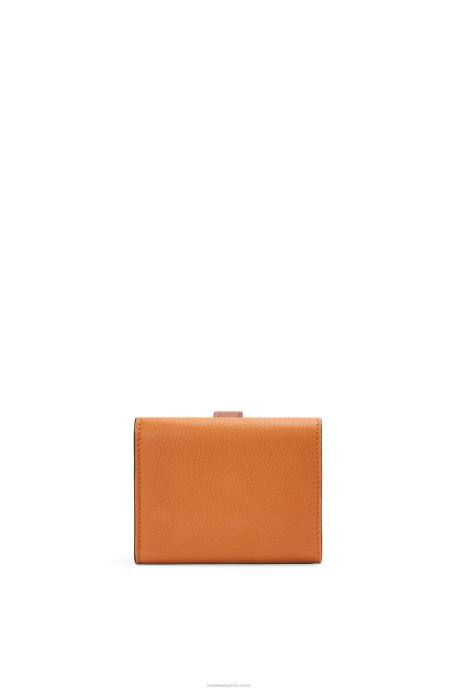 Loewe mujer cartera de tres pliegues en suave piel de becerro granulada LP641254 caramelo claro/pacana