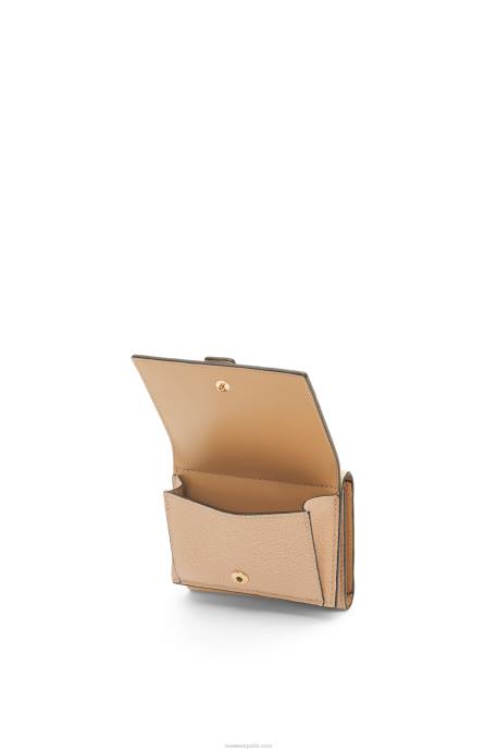 Loewe mujer cartera de tres pliegues en suave piel de becerro granulada LP641285 mantequilla/limón pálido