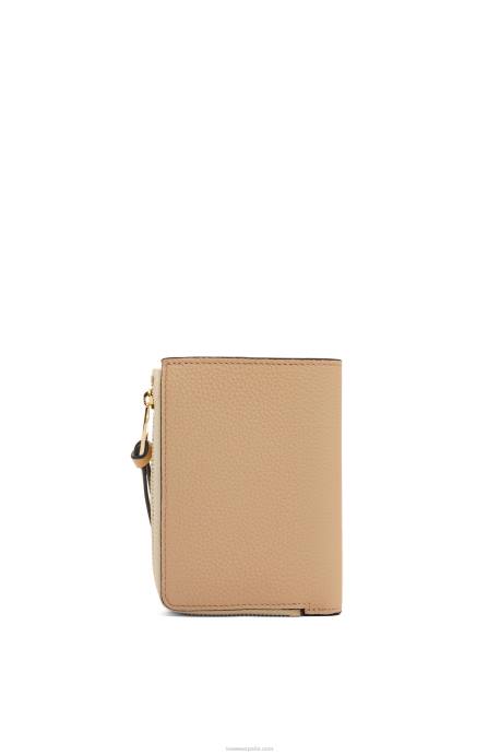 Loewe mujer cartera plegable fina con cremallera de piel de becerro granulada suave LP641265 mantequilla/limón pálido