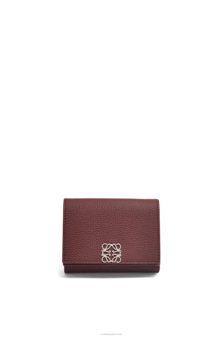 Loewe mujer cartera triple con anagrama de piel de becerro granulada LP641296 borgoña