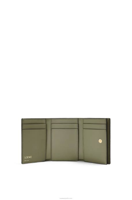 Loewe mujer cartera triple repeat de piel de becerro de seda grabada LP641277 aguacate verde
