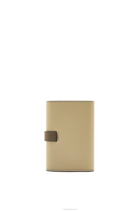 Loewe mujer cartera vertical pequeña de piel de becerro granulada suave LP641210 verde salvia/verde caqui oscuro
