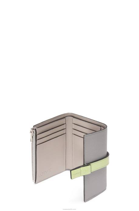Loewe mujer cartera vertical pequeña de piel de becerro granulada suave LP641252 gris perla/verde pálido claro