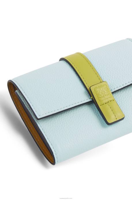 Loewe mujer cartera vertical pequeña de piel de becerro granulada suave LP641309 azul cristal/amarillo lima