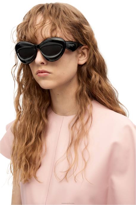 Loewe mujer gafas de sol cateye infladas de nailon LP641423 negro