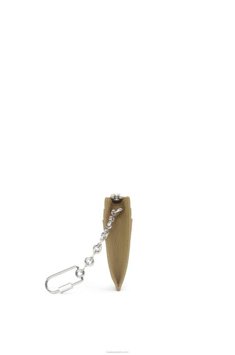 Loewe mujer tarjetero cuadrado con anagrama de piel de becerro granulada con cadena LP641367 alcachofa verde