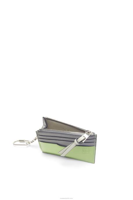 Loewe mujer tarjetero cuadrado de suave piel de becerro graneada con cadena LP641366 gris perla/verde pálido claro