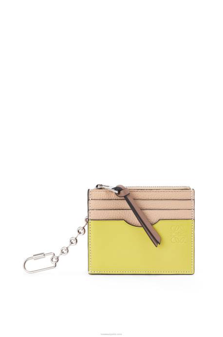 Loewe mujer tarjetero cuadrado de suave piel de becerro graneada con cadena LP641381 desnudo/citronela