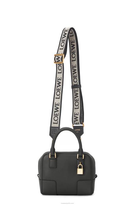 Loewe mujer Bolso amazona 16 cuadrado de piel de becerro napa LP64140 negro