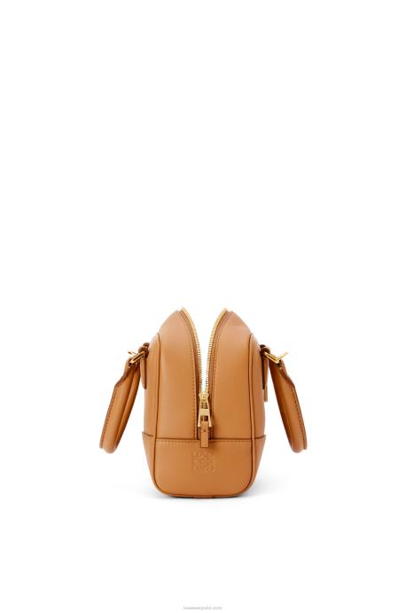 Loewe mujer Bolso amazona 16 cuadrado de piel de becerro napa LP64164 cálido desierto