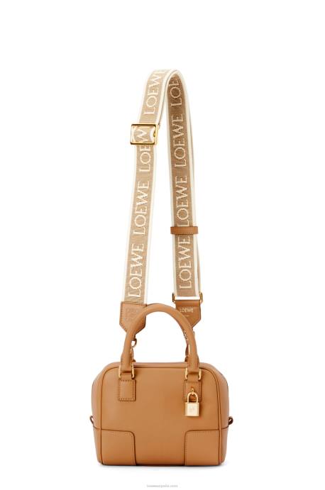 Loewe mujer Bolso amazona 16 cuadrado de piel de becerro napa LP64164 cálido desierto