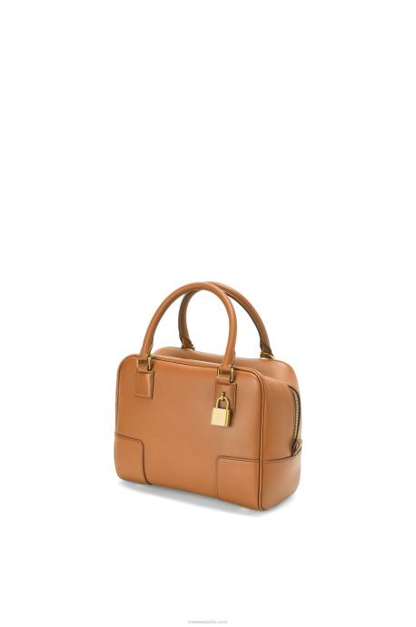 Loewe mujer Bolso amazona 19 cuadrado de piel de becerro napa LP64167 cálido desierto