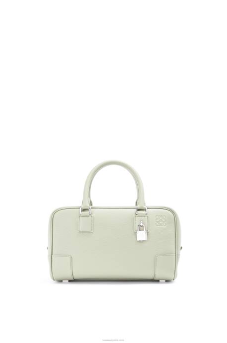 Loewe mujer Bolso amazona 23 de suave piel de becerro graneada LP64135 celadón claro