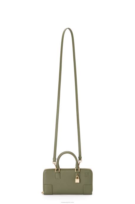 Loewe mujer bolsito amazona de napa de becerro LP64281 aguacate verde