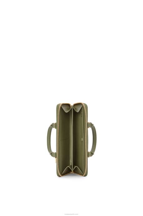 Loewe mujer bolsito amazona de napa de becerro LP64281 aguacate verde