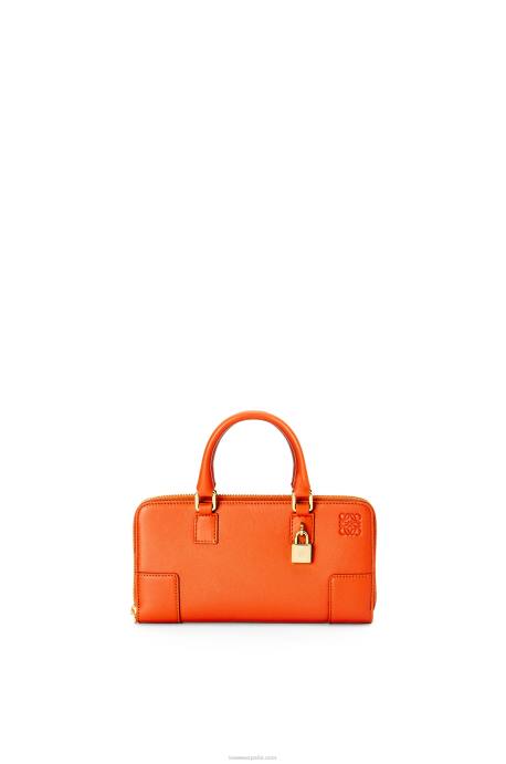 Loewe mujer bolsito amazona de napa de becerro LP64283 naranja