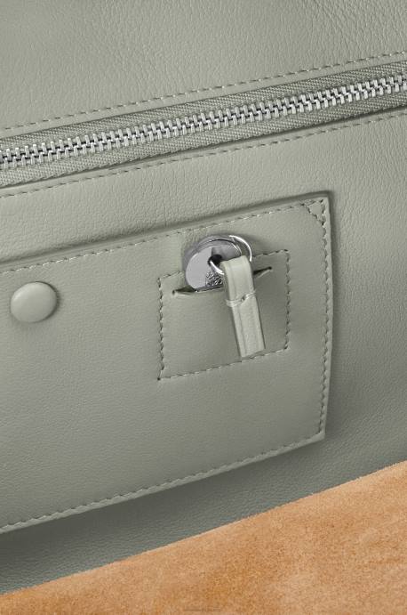 Loewe mujer bolso amazona 28 de piel de becerro napa LP64136 gris ceniza