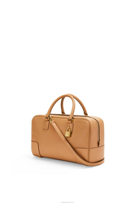Loewe mujer bolso amazona 28 de piel de becerro napa LP64138 cálido desierto