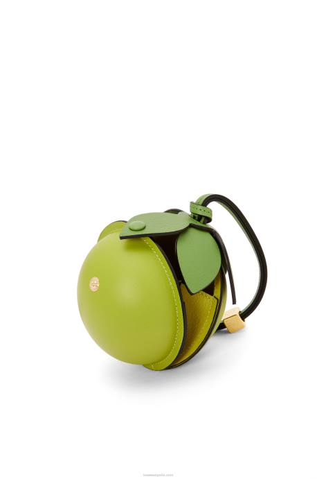 Loewe mujer bolsito color lima en piel de becerro clásica LP64585 prado verde