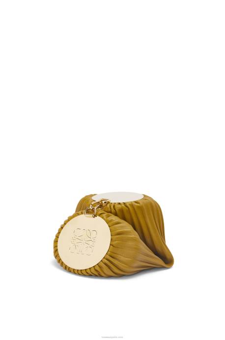 Loewe mujer bolsito para pulsera de napa de becerro y latón LP64624 ocre