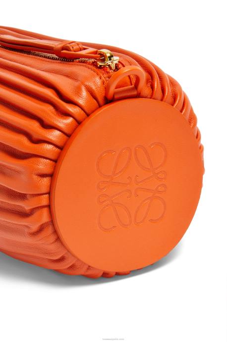 Loewe mujer bolsito pulsera en napa plisada LP64600 naranja