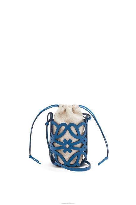 Loewe mujer bolsillo con anagrama recortado en piel de becerro clásica y lona LP64225 equipo universitario azul