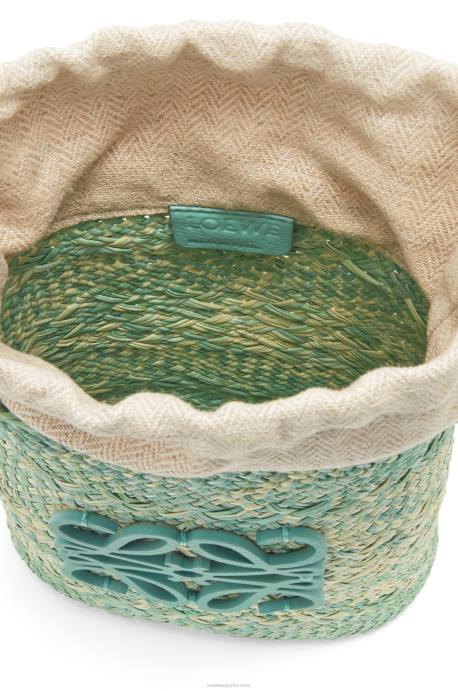 Loewe mujer bolsillo cuadrado en palma de iraca y piel de becerro LP64317 menta fresca