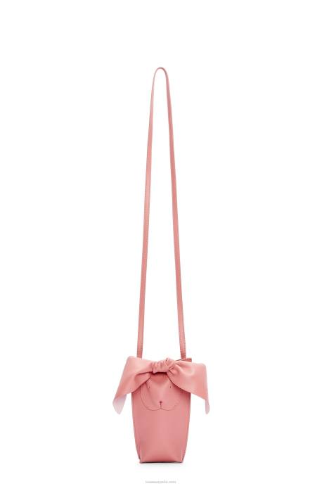 Loewe mujer bolsillo de conejito en piel de becerro clásica LP64621 flor de durazno