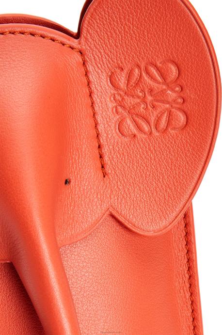 Loewe mujer bolsillo de elefante en piel de becerro clásica LP64579 amanecer naranja