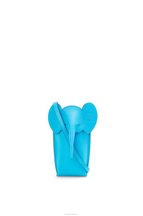 Loewe mujer bolsillo de elefante en piel de becerro clásica LP64603 cian