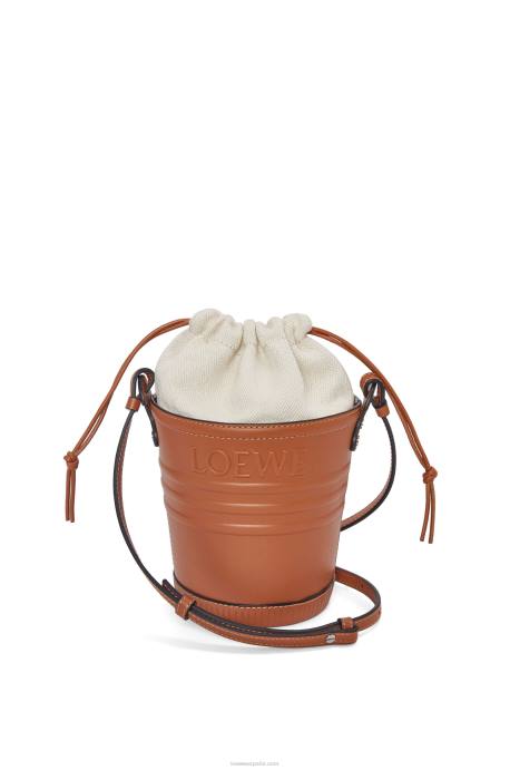 Loewe mujer bolsillo jardinero de piel de becerro LP64227 broncearse