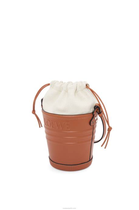 Loewe mujer bolsillo jardinero de piel de becerro LP64227 broncearse