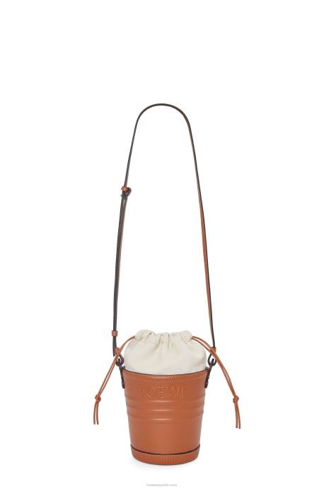 Loewe mujer bolsillo jardinero de piel de becerro LP64227 broncearse