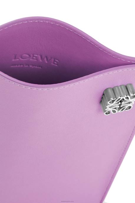 Loewe mujer bolsillo para dados en piel de becerro clásica LP64573 guimauve