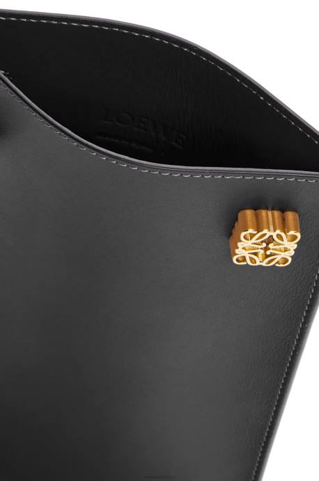 Loewe mujer bolsillo para dados en piel de becerro clásica LP64575 negro