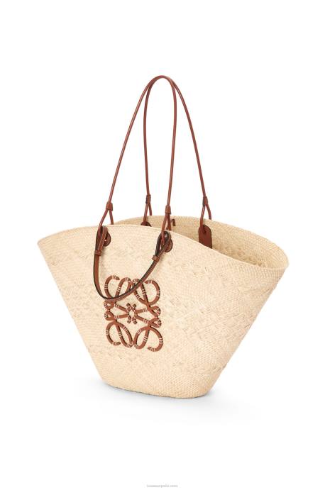 Loewe mujer Bolso cesta anagrama grande de palma de iraca y piel de becerro LP6417 Bronceado natural