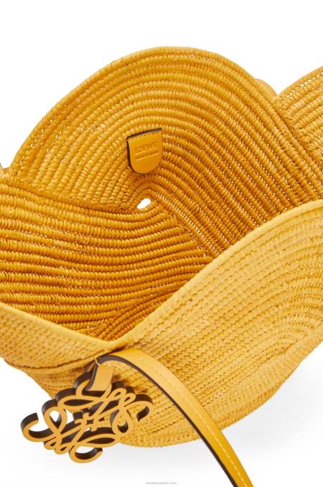 Loewe mujer Bolso cesta petal de rafia y piel bovina LP6440 ocre