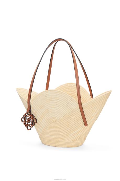 Loewe mujer Bolso cesta petal de rafia y piel bovina LP6461 Bronceado natural