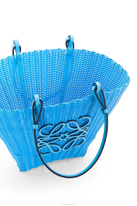 Loewe mujer Bolso cesta sirena de plástico y piel de becerro LP6460 cielo azul