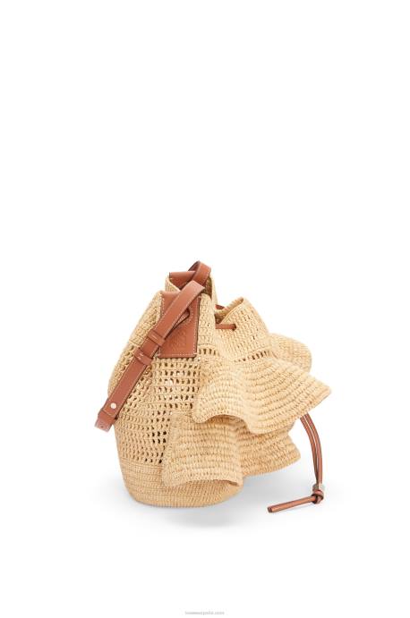 Loewe mujer Bolso volantes globo de rafia y piel bovina LP6439 Bronceado natural