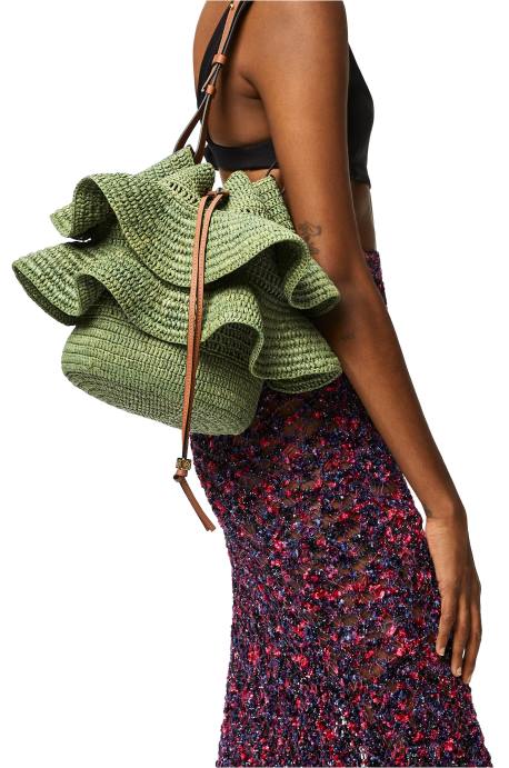 Loewe mujer Bolso volantes globo de rafia y piel bovina LP6466 verde/bronceado