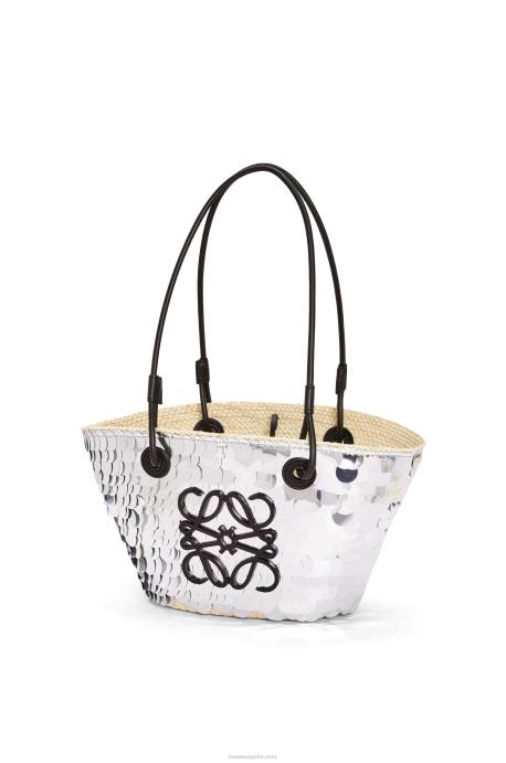 Loewe mujer Canasta pequeña con anagrama en palma de iraca con lentejuelas y piel de becerro LP64109 plata